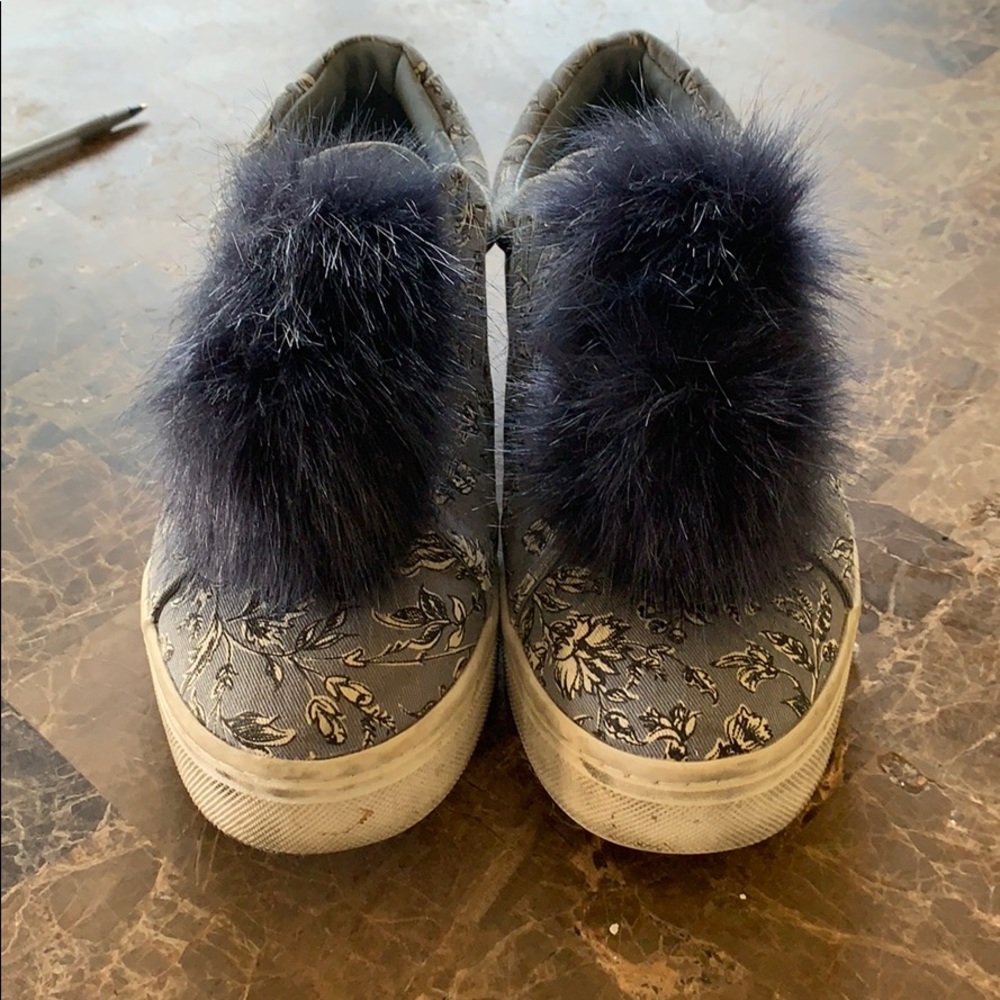 Cutest shoes ever. Size8.5